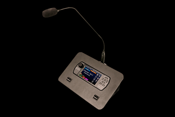 4050 HF SDR 收发器桌面控制台